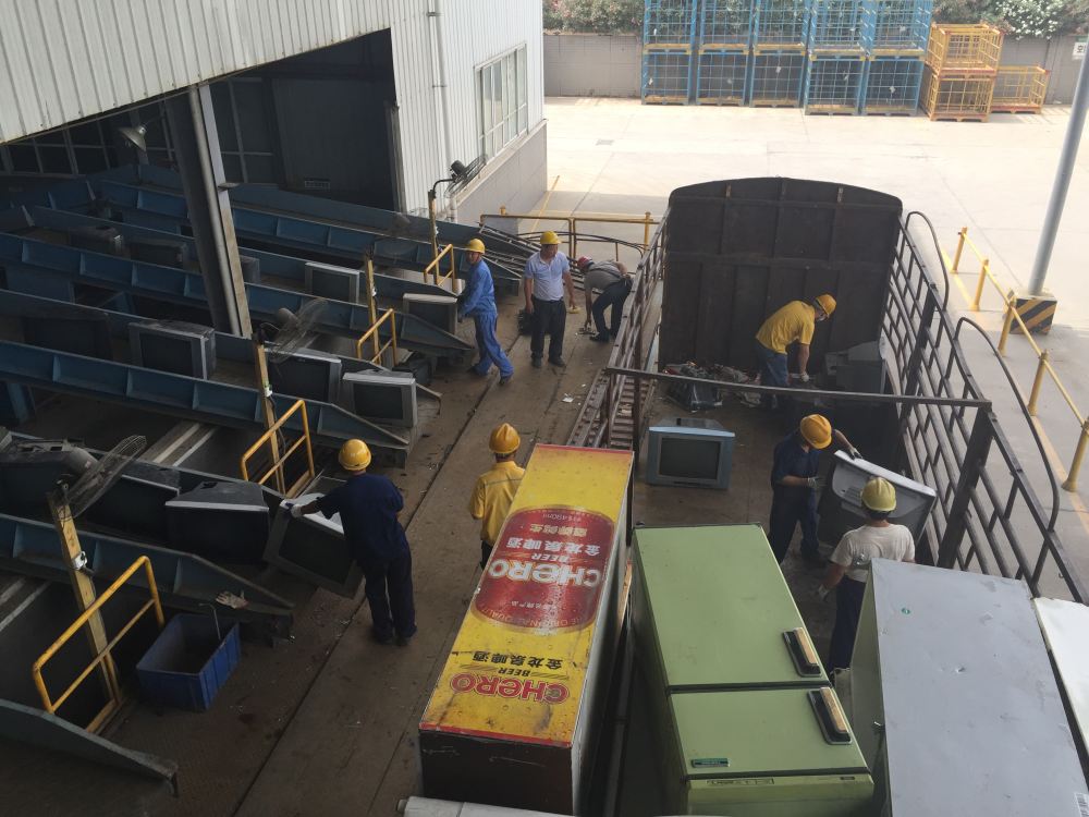 1吨线路板至少含80克黄金 电子垃圾产业链如何