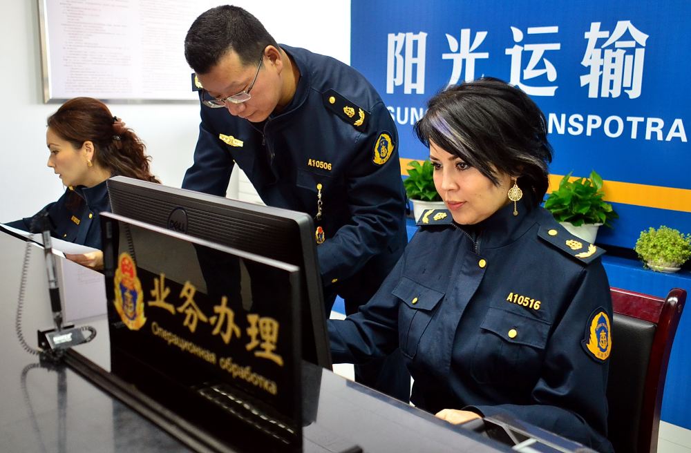 郑州大学_郑州人均生产总值(2)