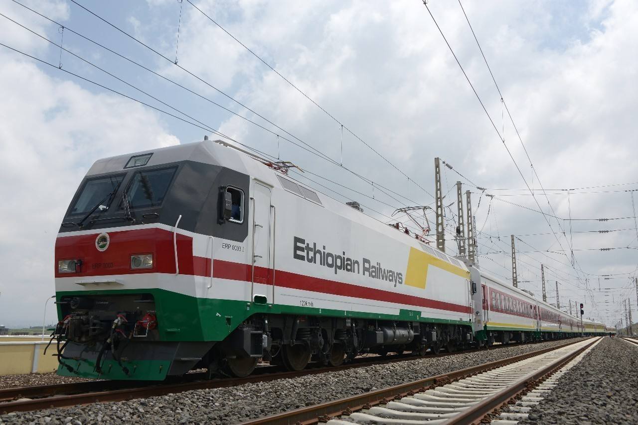 中国海外基建承包商求变:从拼市场到拼融资_第