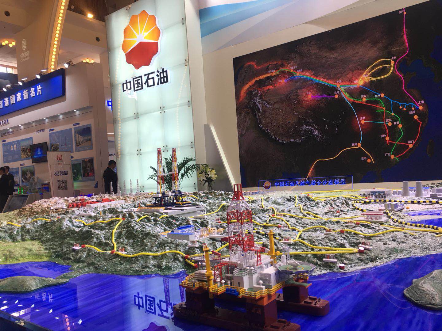 现场直击中国品牌日:600多个知名自主品牌讲中