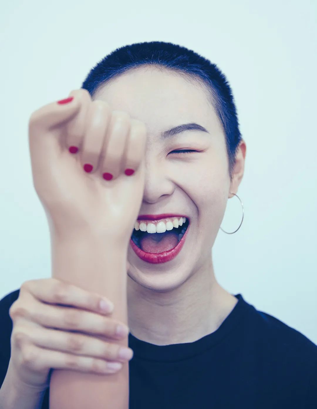 姓名:他塔拉 星座:水瓶座 北京师范大学儿童性教育课题组研究助理 "