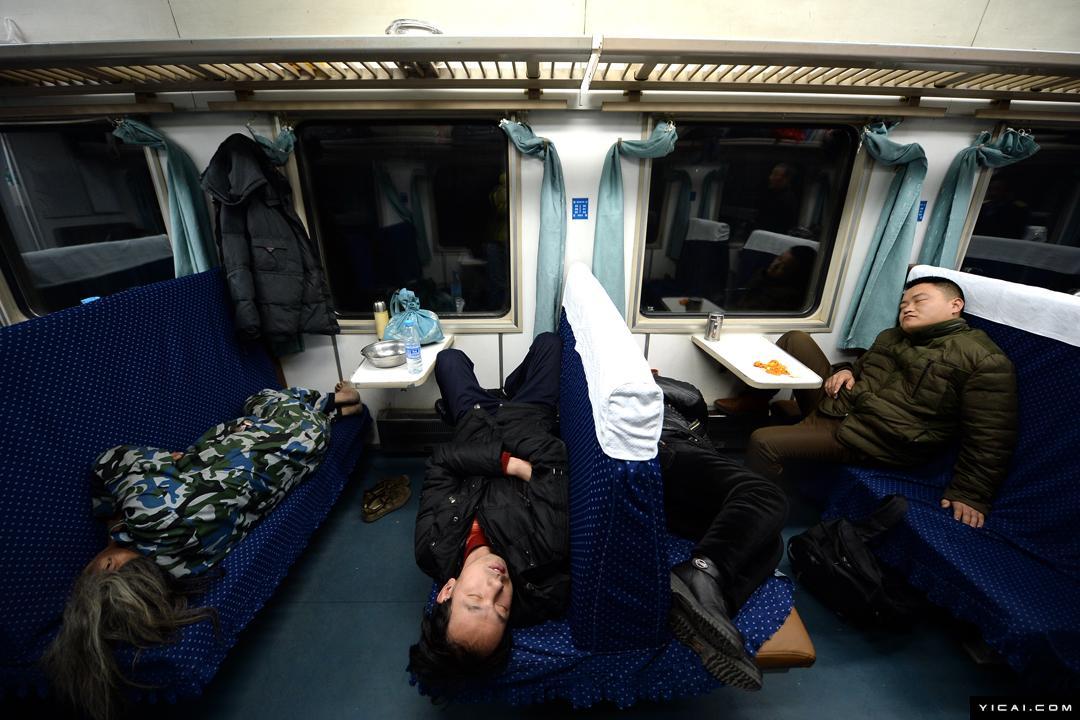 火车座位硬卧代硬座