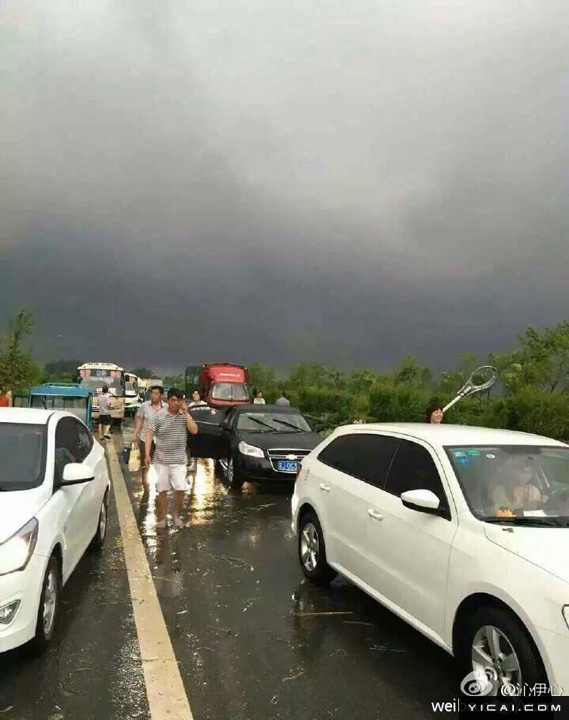 江苏盐城龙卷风灾已致78人死200伤_第一财经