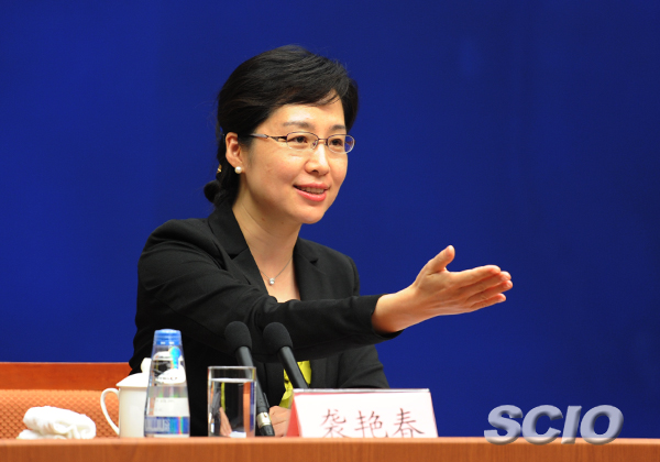 今天上午10时,国家统计局新闻发言人,国民经济综合统计司司长盛来运将