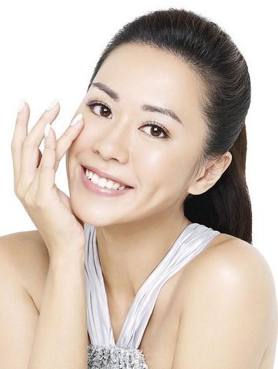 谢韵仪 新加坡美女艺人,跨界明星马红漫 著名财经节目主持人,经济学