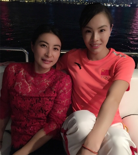 吴敏霞与施廷懋获得里约奥运会女子双人三米板冠军