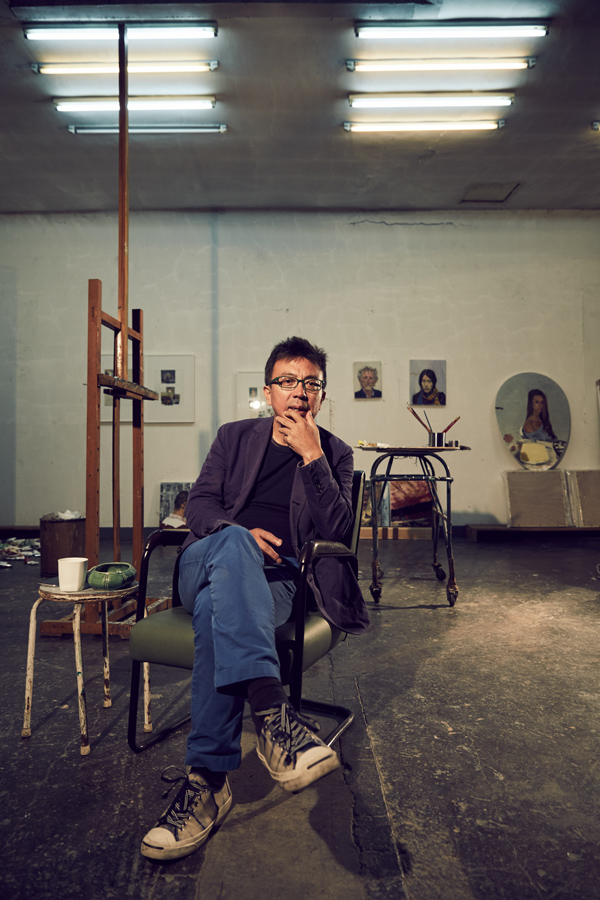 中国当今最重要的画家刘小东用上机器画笔_第一财经