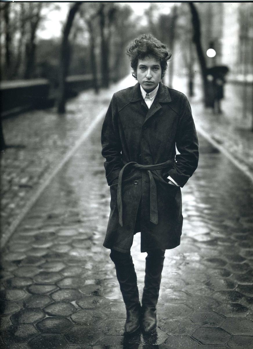 鲍勃·迪伦:吟唱之上有诗歌