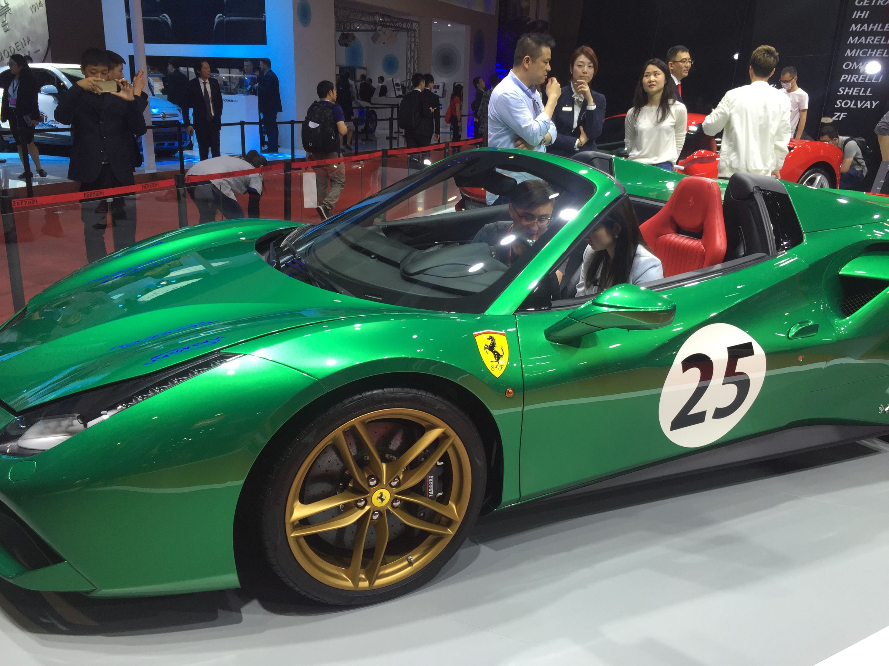 【上海车展】直击千万级豪车阵容 看车企如何角逐中国市场