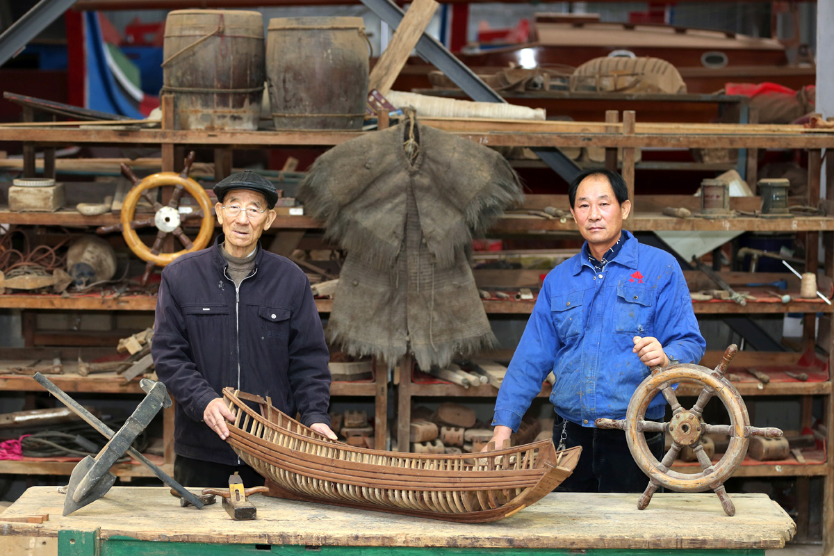 47道手工工序才能造出一艘有灵魂的舟山木船