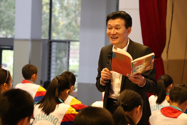 王旭明"真语文"公开课现场.摄影/李文强