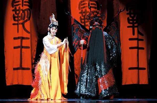 著名华裔戏剧导演陈士争将带来其2012年创作的“新国剧”《霸王别姬》