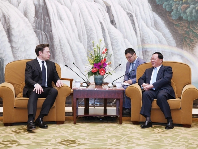 上海市委书记李强会见特斯拉董事长马斯克