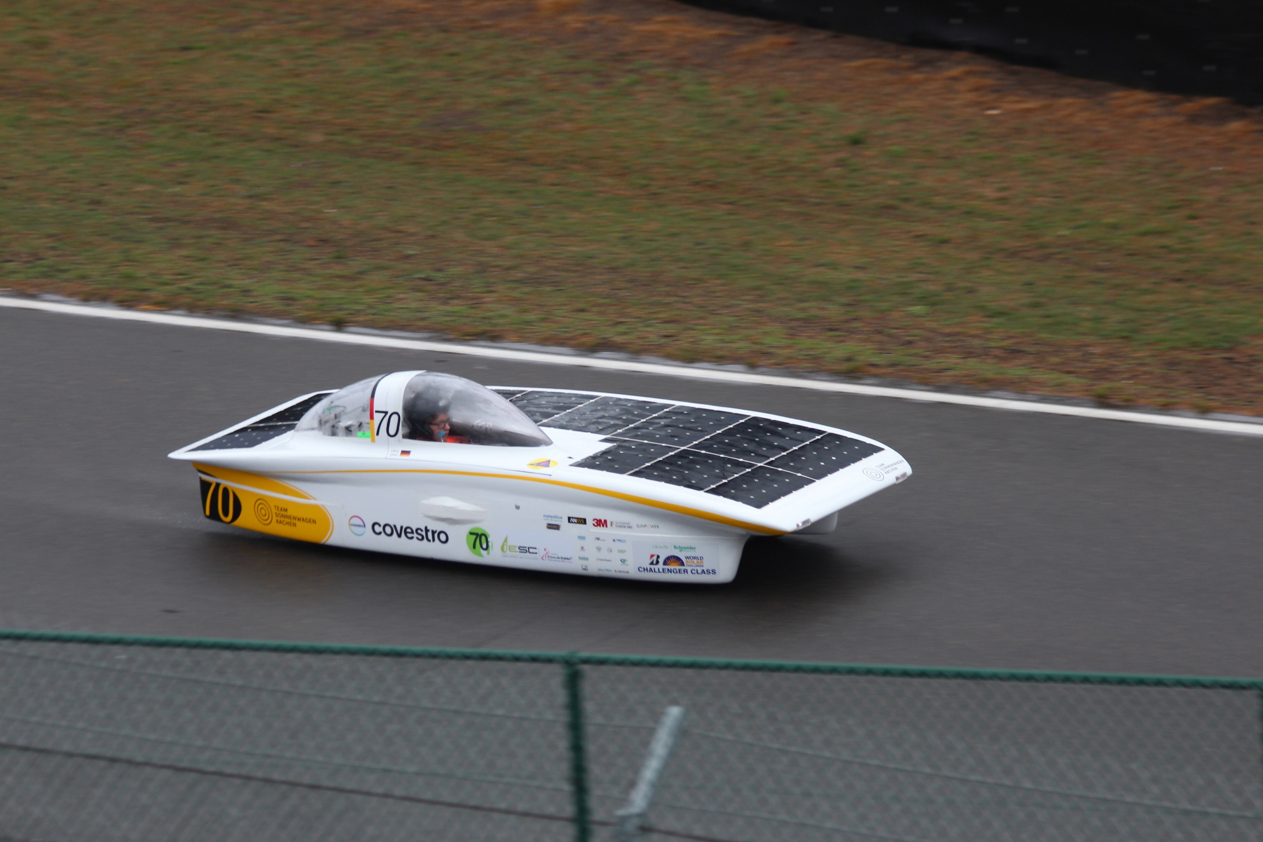 科思创:续写"太阳能战车"的成功故事