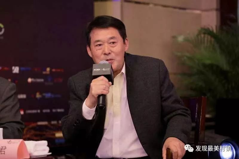 (中广联经济广播专业委员会会长李国君)