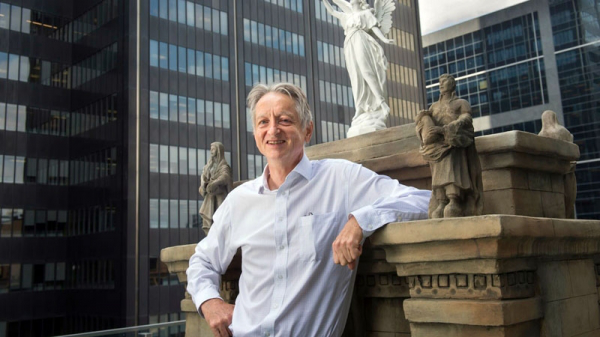 （图片说明：深度学习之父Geoffrey Hinton；来源：人工智能网）