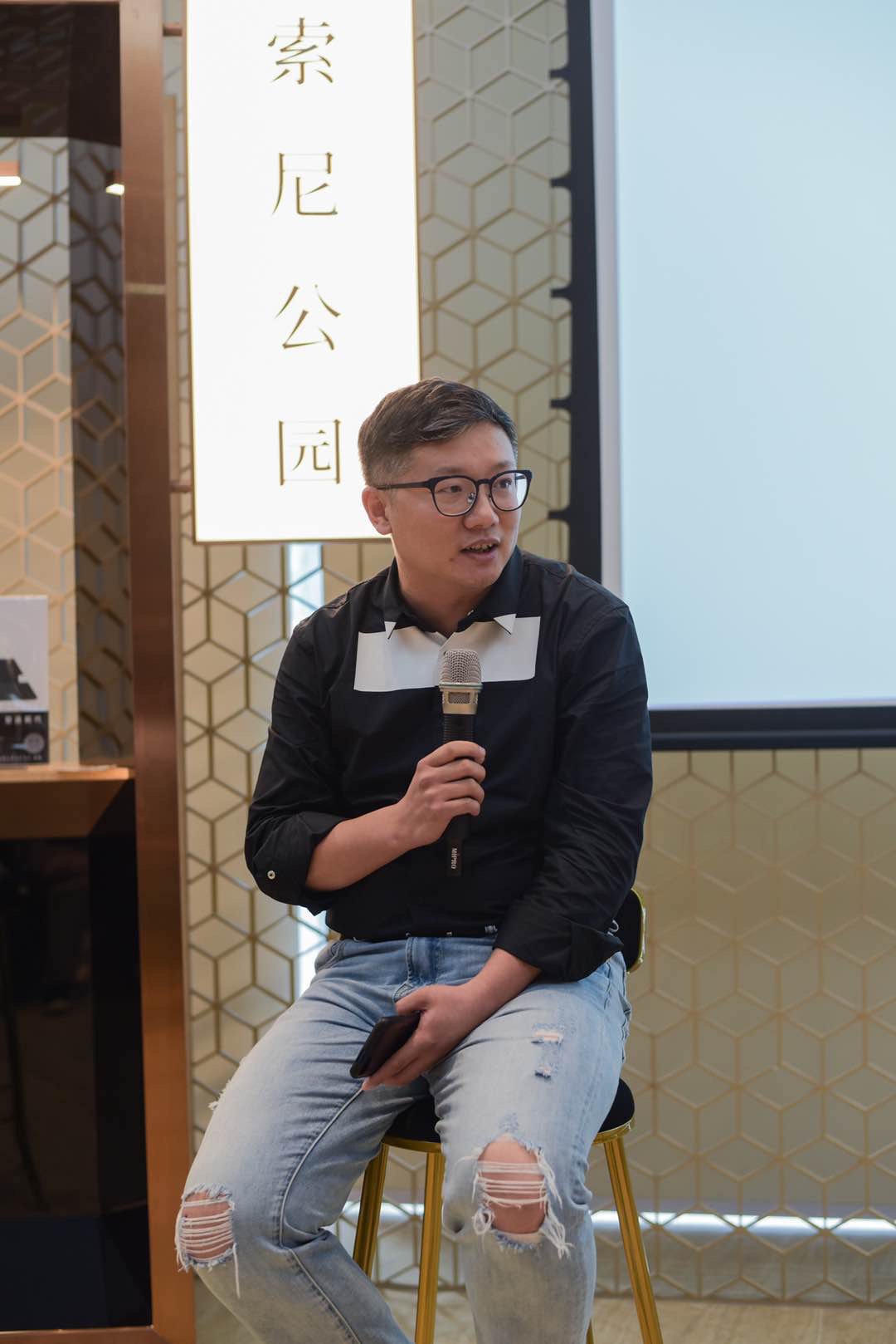 刘岱宗与读者分享城市规划行业经验。