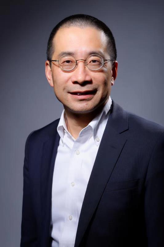 施耐德电气全球执行副总裁、中国区总裁尹正