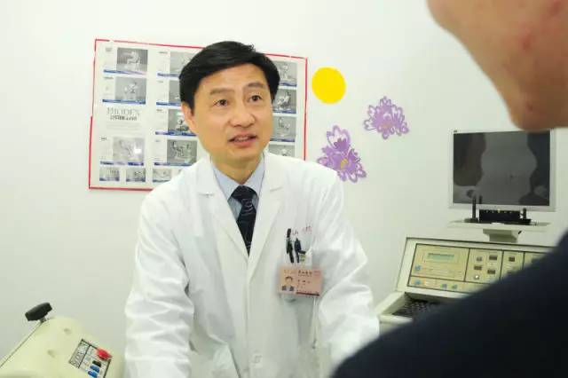 上海华山医院康复医学科主任吴毅