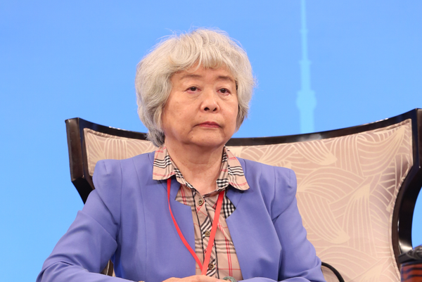 清华大学五道口金融学院理事长兼院长吴晓灵