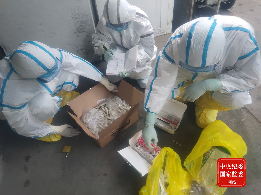 新发地的病毒,有可能是被污染的海产品或肉食品通过冷链运输到市场