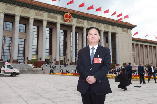 林龙安先生连续3年在全国"两会"为大湾区发展建言献策