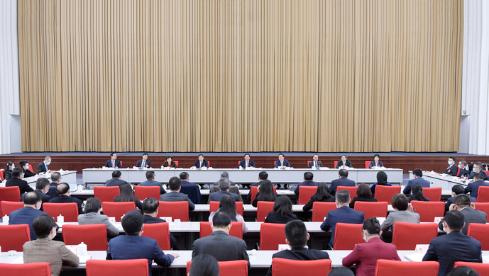 陈正宝 张驰 摄