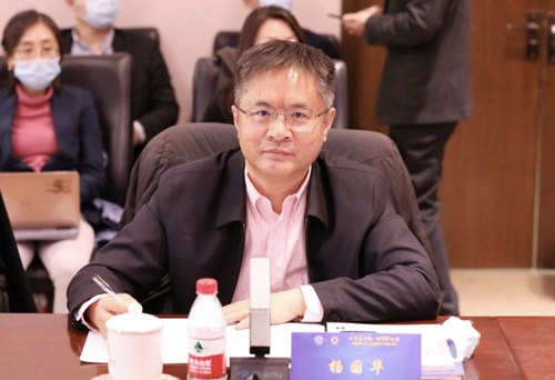 杨国华现任中国法学会WTO法研究会常务副会长、清华大学法学院教授