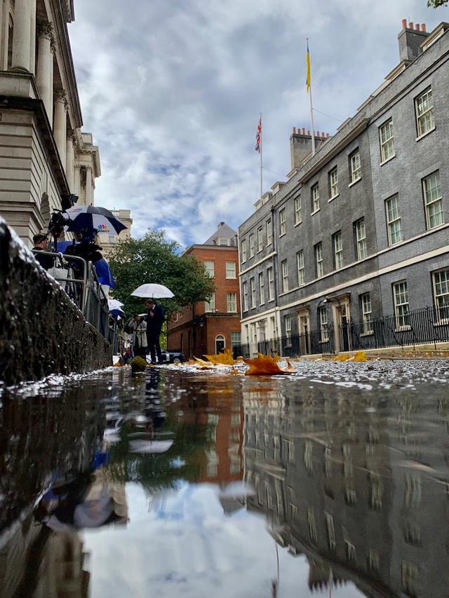 特拉斯官宣辞职后的唐宁街 第一财经记者陈玺宇/摄