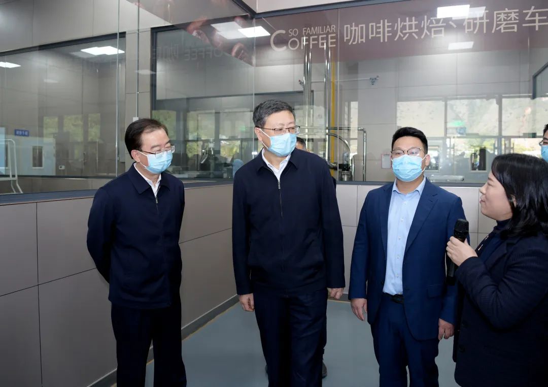 以务实协作、双向赋能推动两地高质量发展！陈吉宁率上海市代表团赴云南深化对口协作