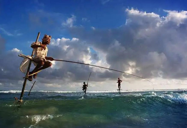 斯里兰卡加勒附近的海钓者（来源：斯里兰卡旅游局网站）