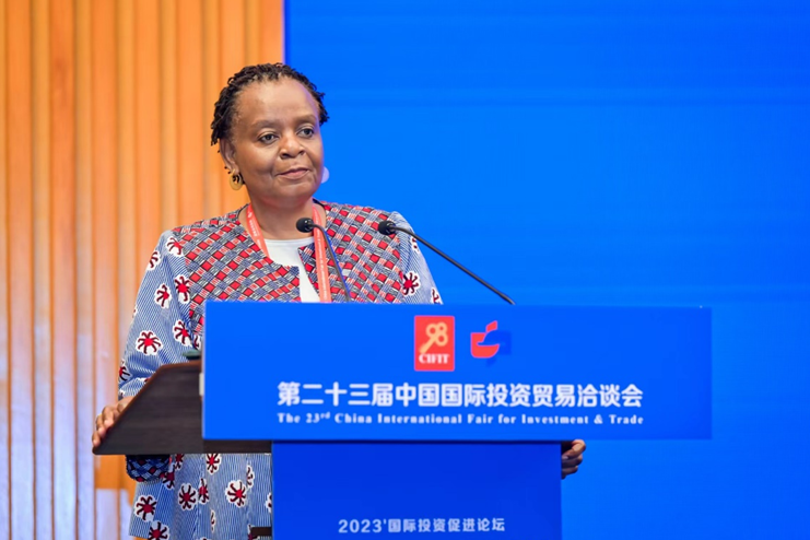 联合国国际贸易中心(ITC)副执行主任多罗茜•滕博进行专题演讲