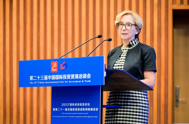 中国美国商会副会长李碧菁进行专题演讲