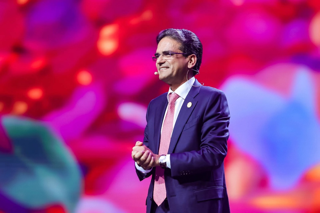 安利全球首席执行官潘睦邻