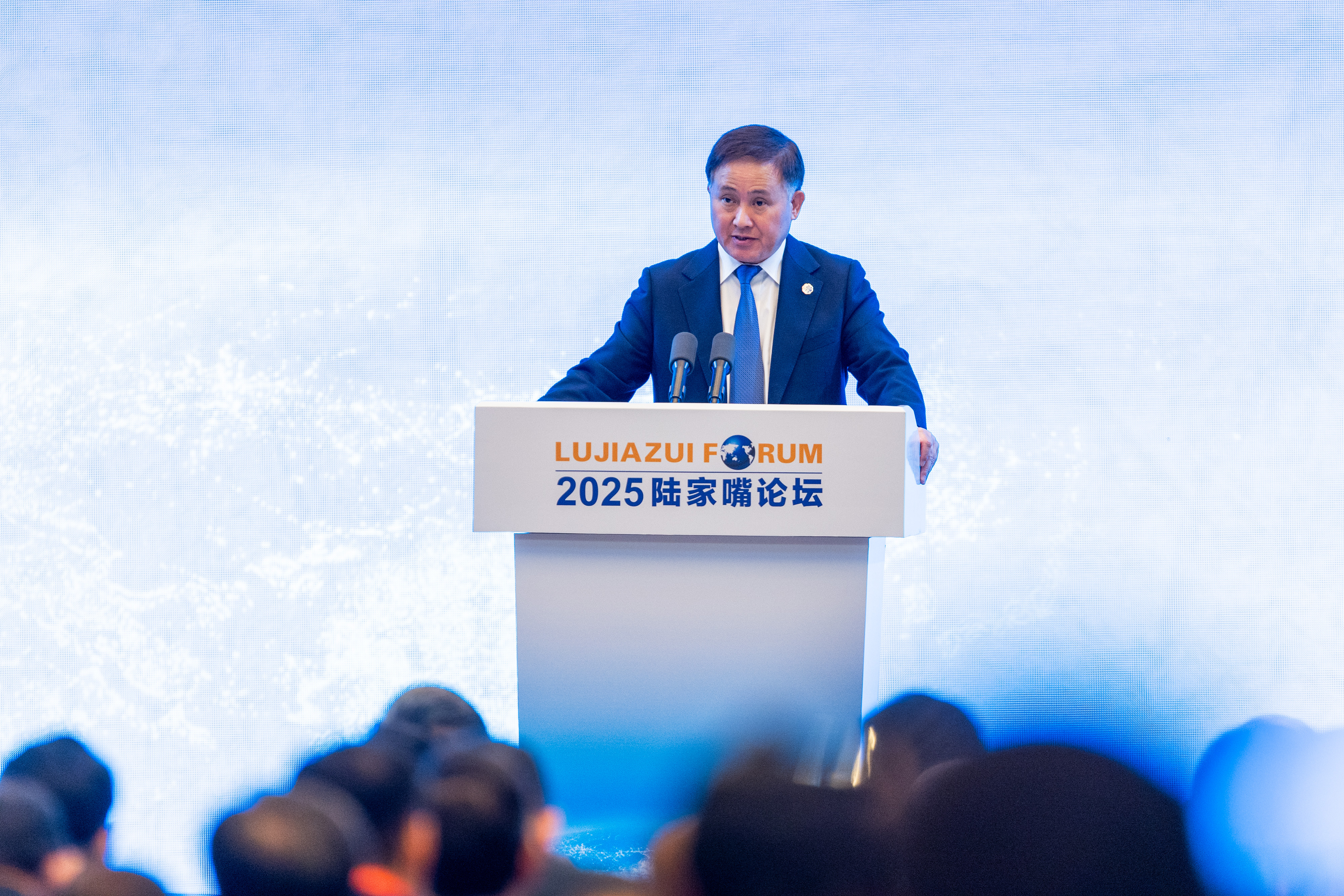 央行八项新政赋能,上海国际金融中心建设加速
