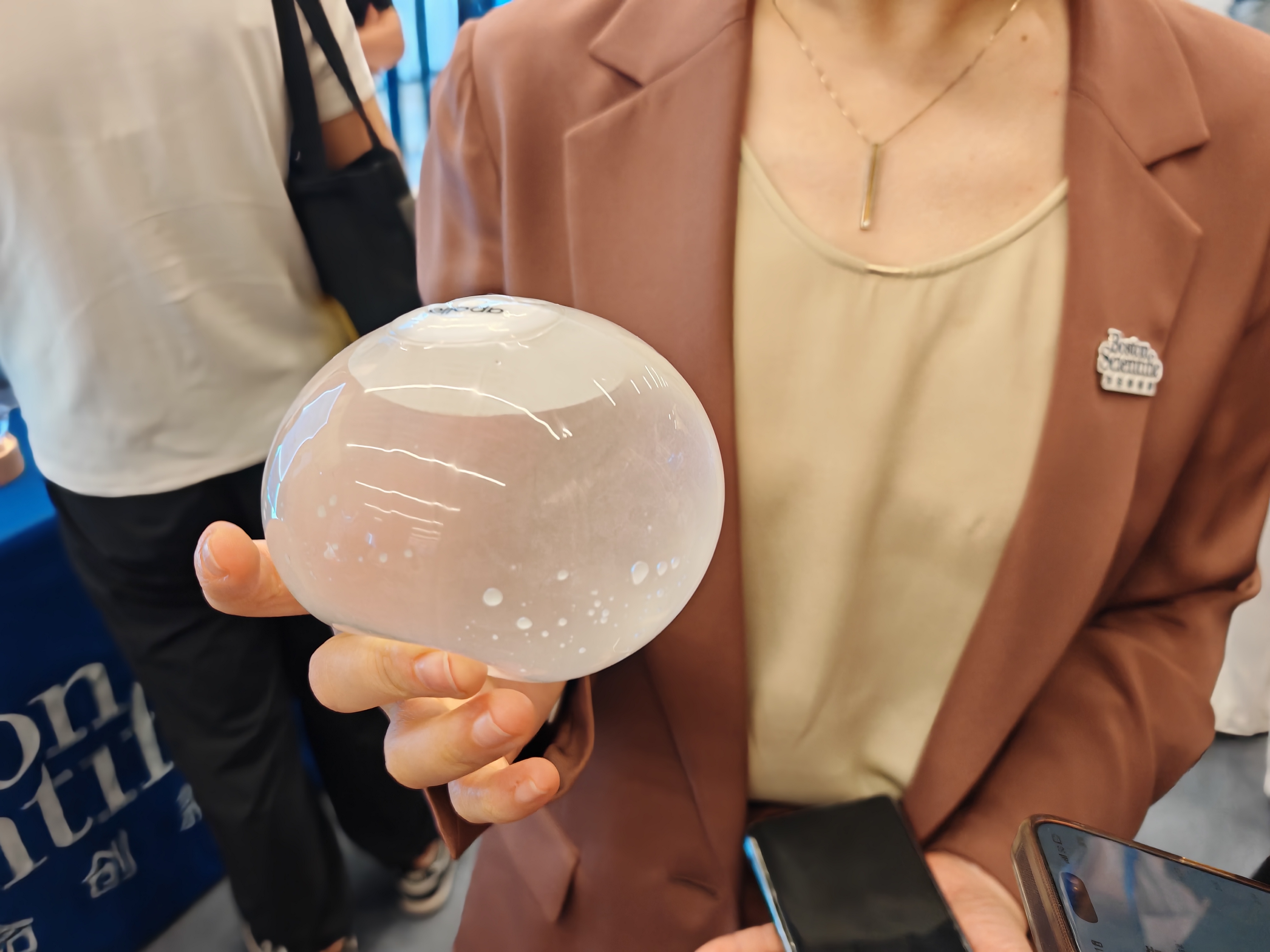 波士顿科学将在今年进博会的中国首秀——用于减重的胃内球囊。