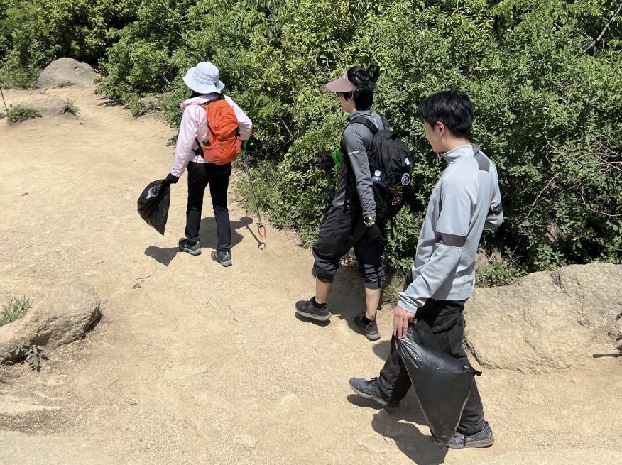 “重生之我在灵白捡垃圾”