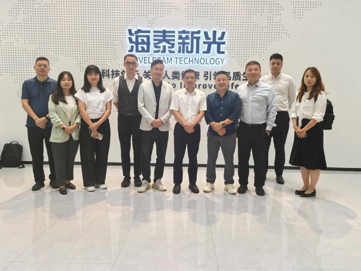 评审团调研走访入围企业——海泰新光