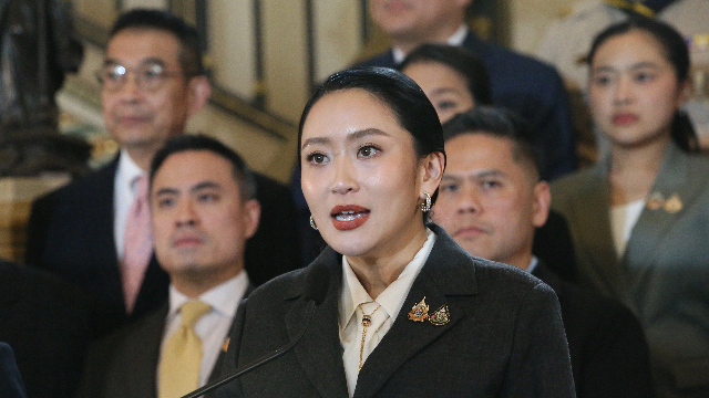 佩通坦8月29日在宪法法院公布裁定结果后出席记者会 （来源：新华社）