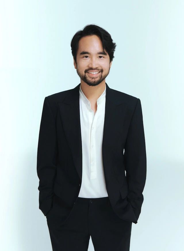 不做郑氏第三代接班人？郑裕彤长孙郑志刚要“自我发展”