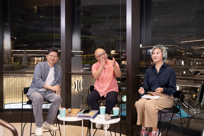 复旦教授的274夜环球航行：旅行是一种病，也是药