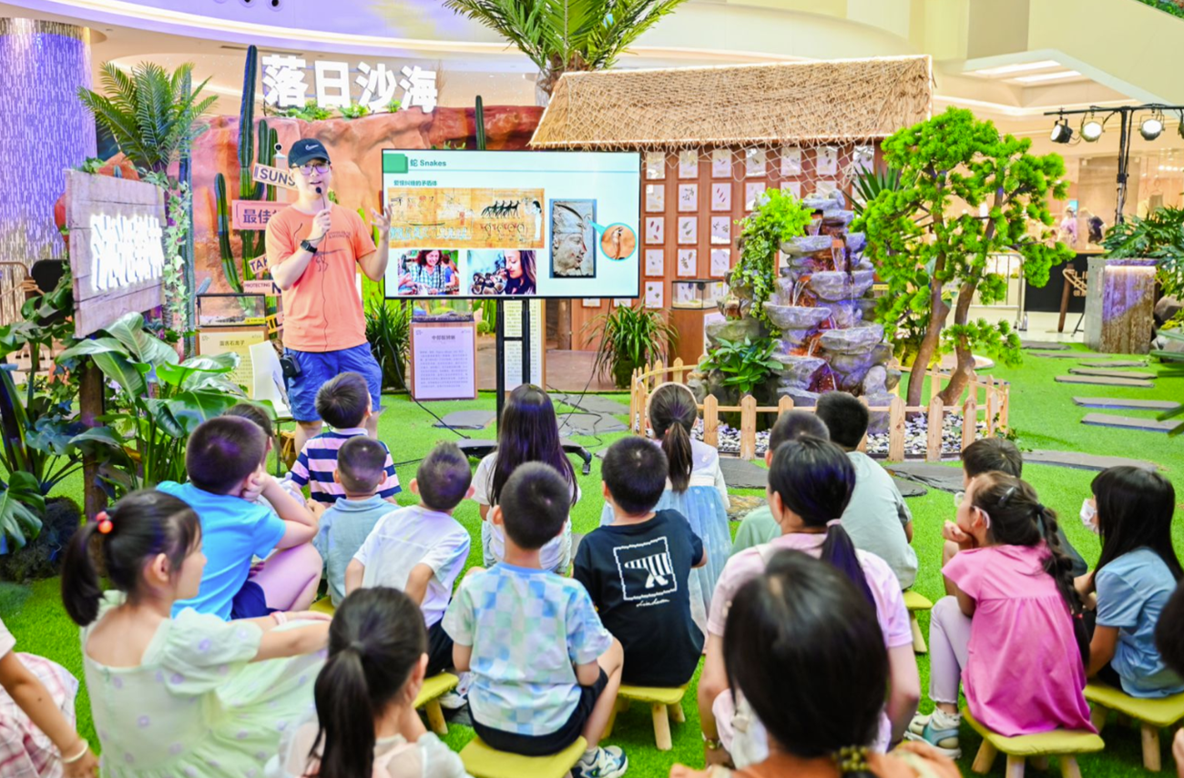 领展：从香港屋邨走出的“亚洲REITs之王”