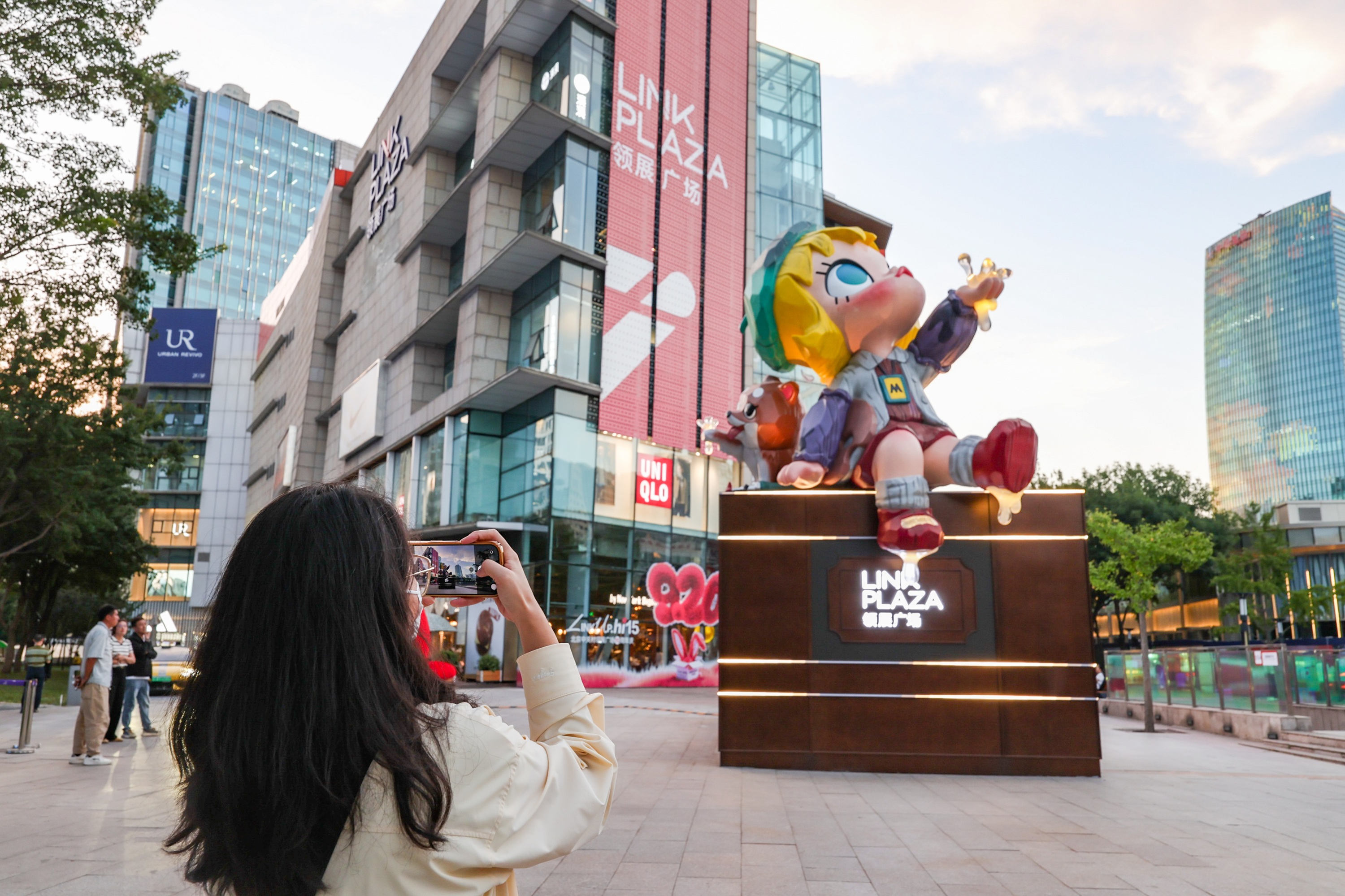 领展：从香港屋邨走出的“亚洲REITs之王”