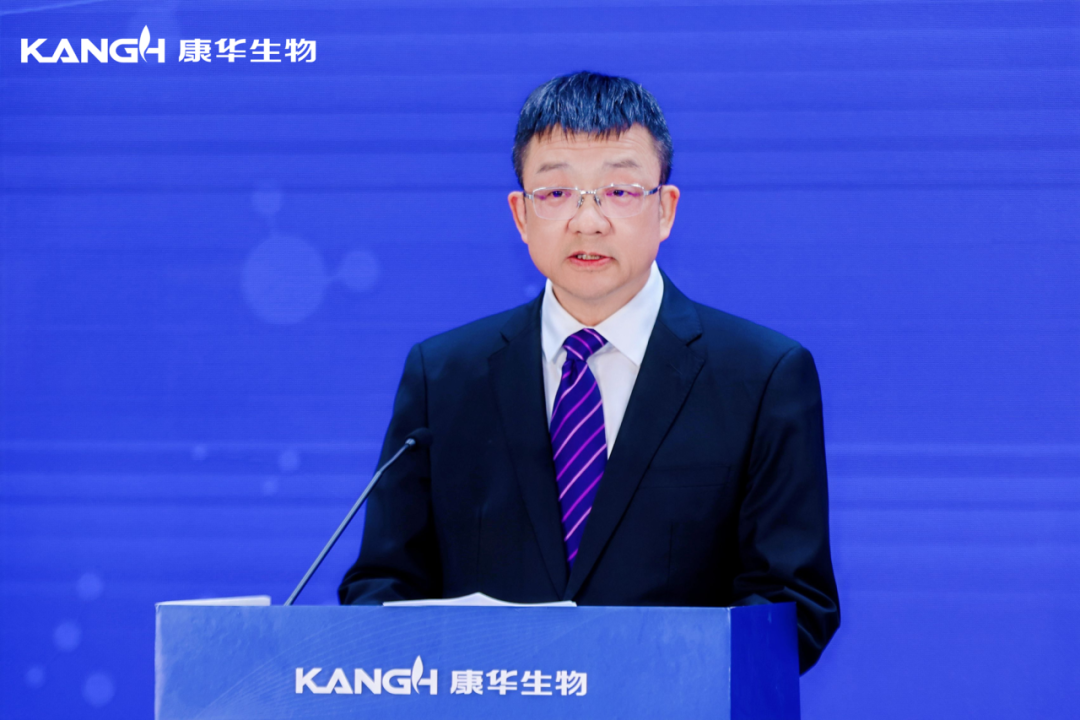 中国疫苗行业协会会长魏树源发表致辞