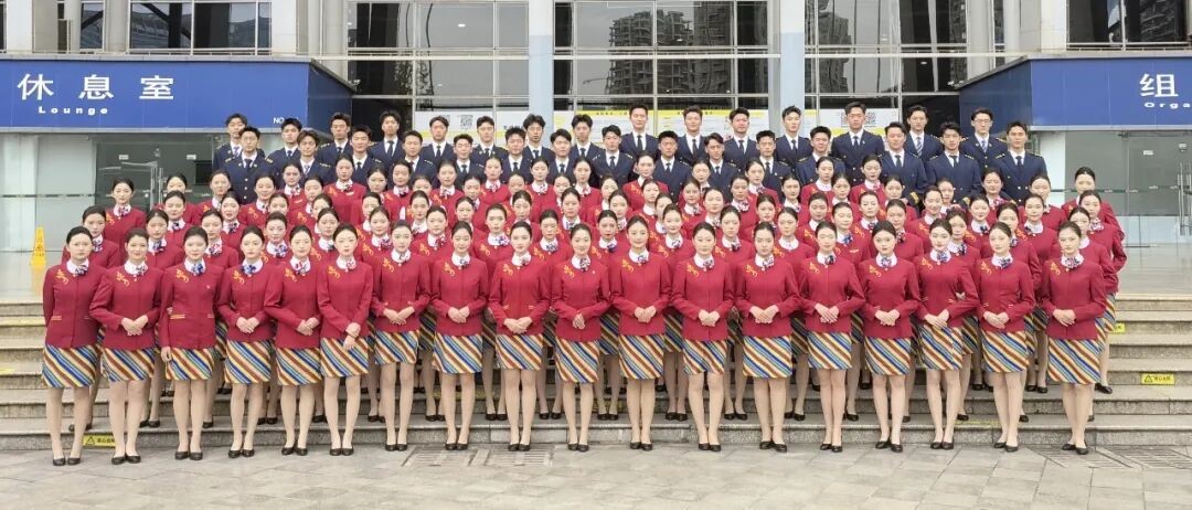 志愿者团队合影留念