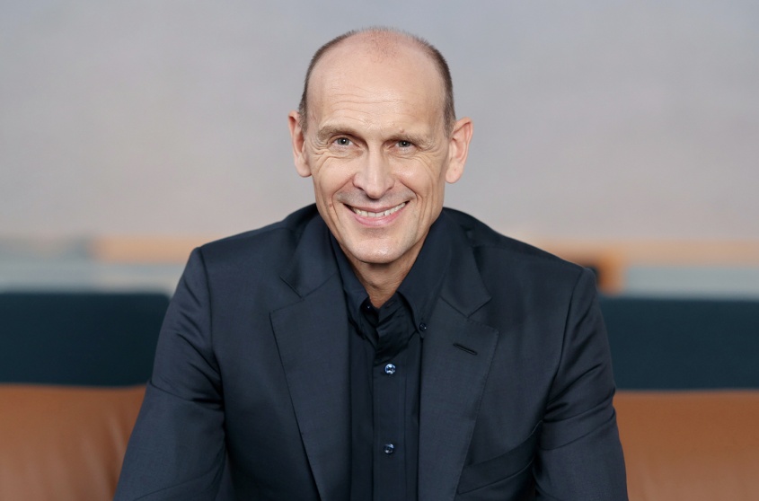 主帅贝瑞德统领全局,大众在华转型迎关键战役