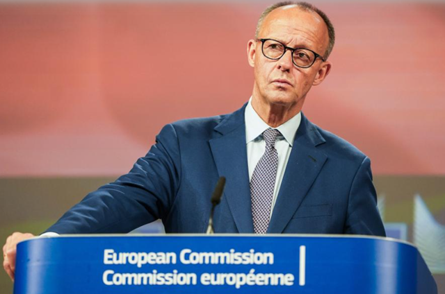 德国总理默茨出席欧盟新闻发布会（来源：新华社）