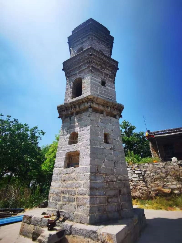 悟空禅师塔 明代 陕西泾阳嵯峨山 作者拍摄