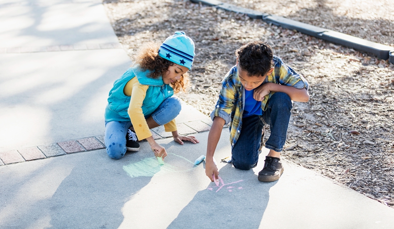 男孩和女孩有着巨大的不同，这是加洛韦想证明的第一个论点。    视觉中国图