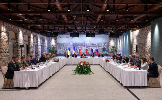 俄乌冲突在“边打边谈”中步入第五年,今年是否离和平更近一步?